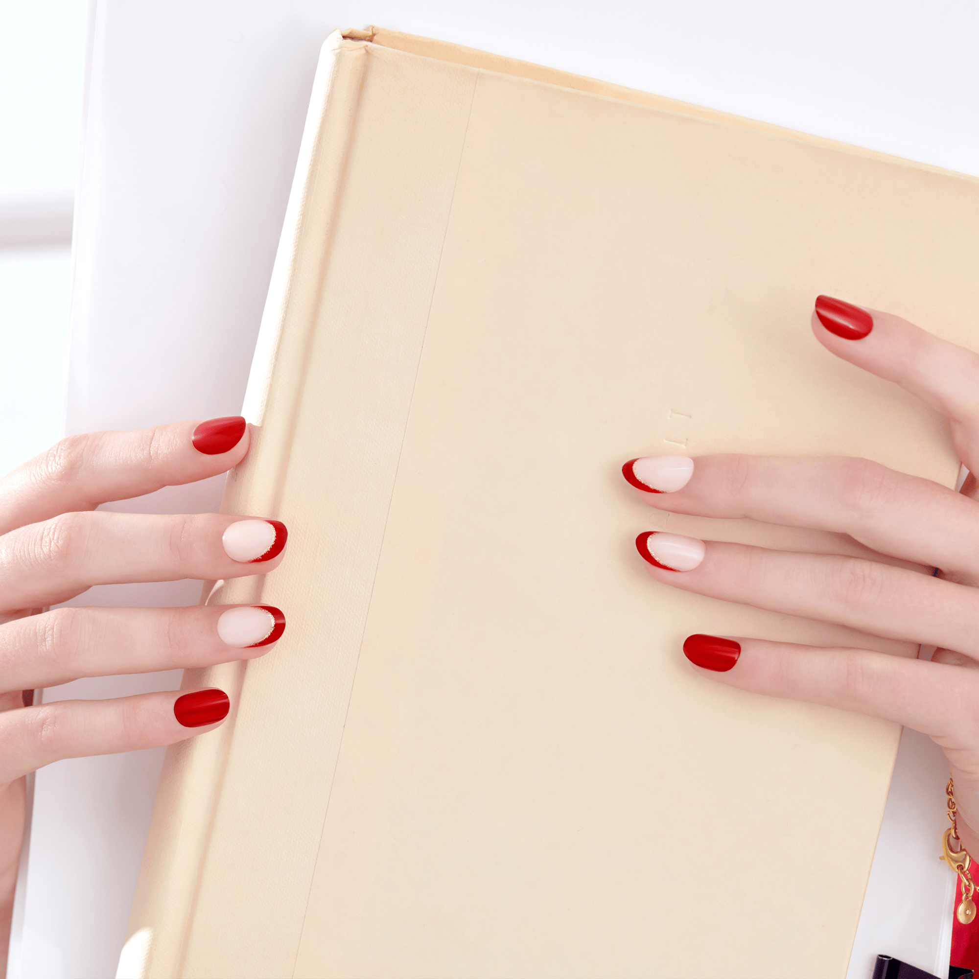 imPRESS Design Press On Nails - The Iconic